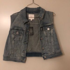 Cropped Denim vest
